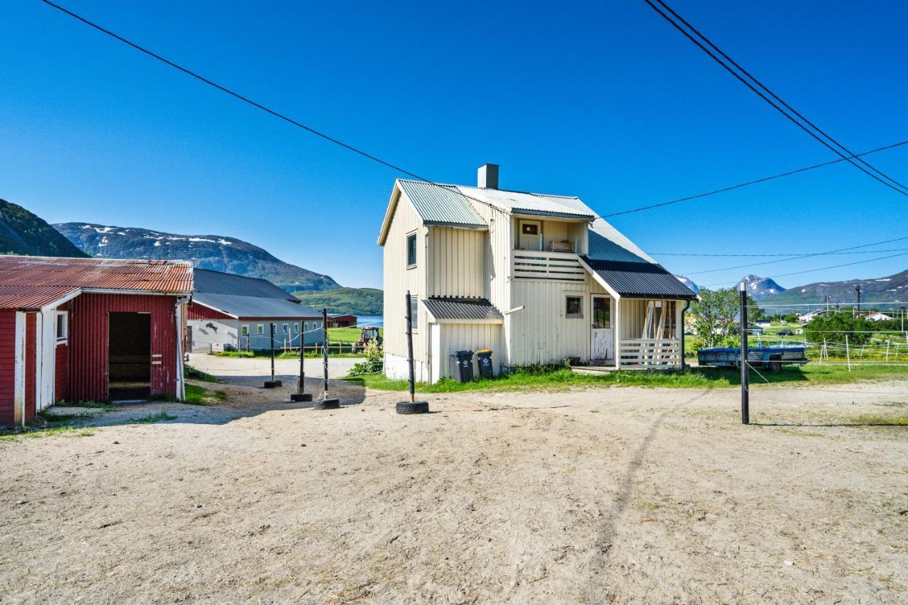Storjord Farmstay Ranchhouse Kvaloya 外观 照片